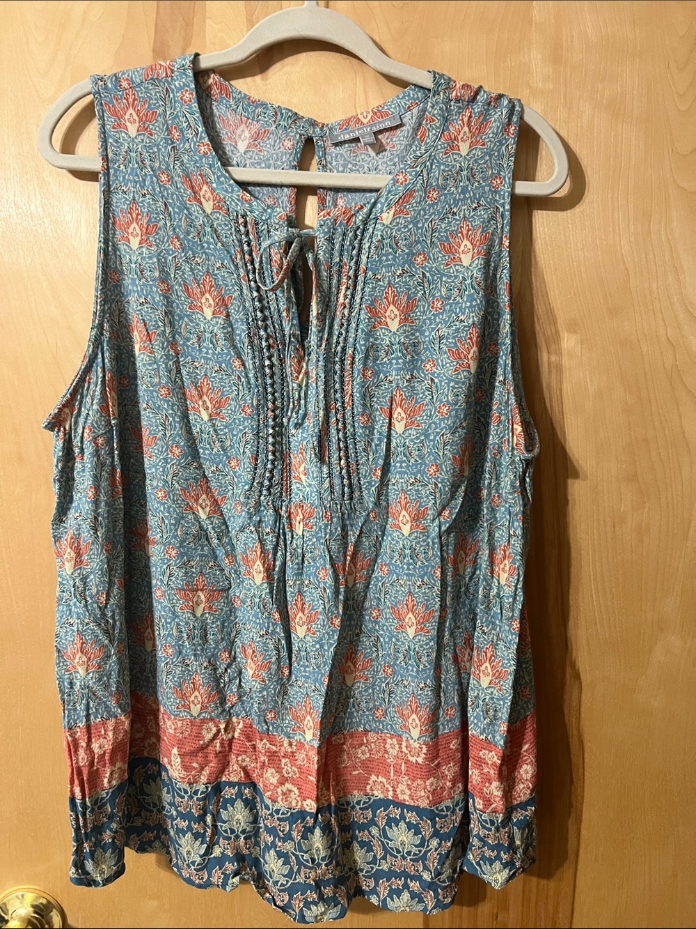 Daniel Rainn Teal & Coral Printed Pintuck Sleeveless Top